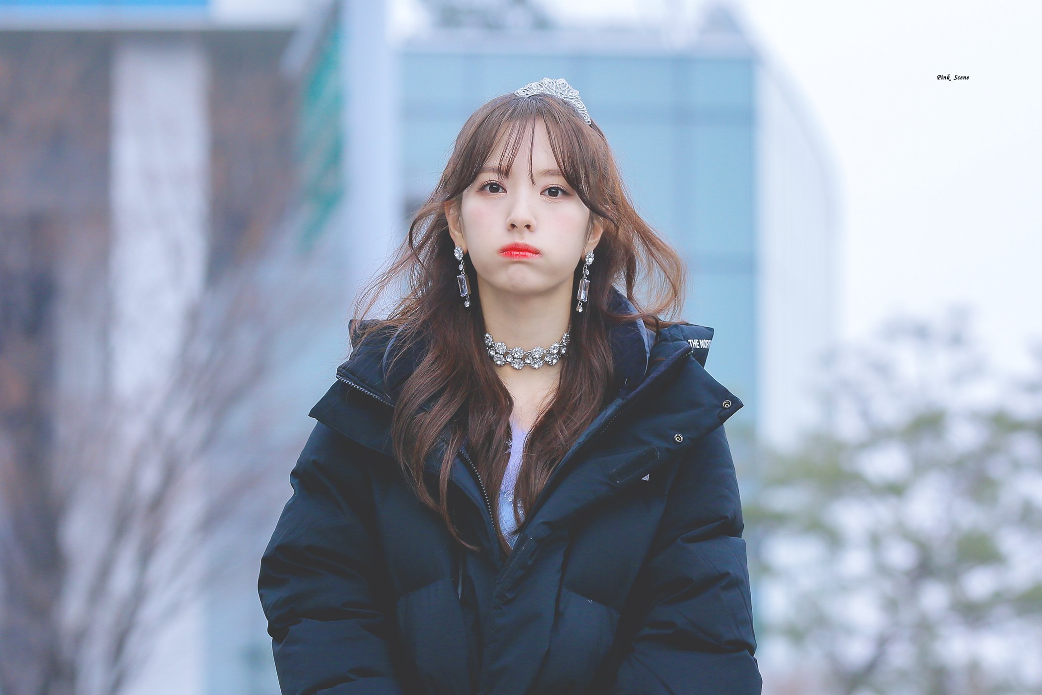 반묶음머리가 찰떡같이 어울리는 우주소녀 보나.jpg | 인스티즈