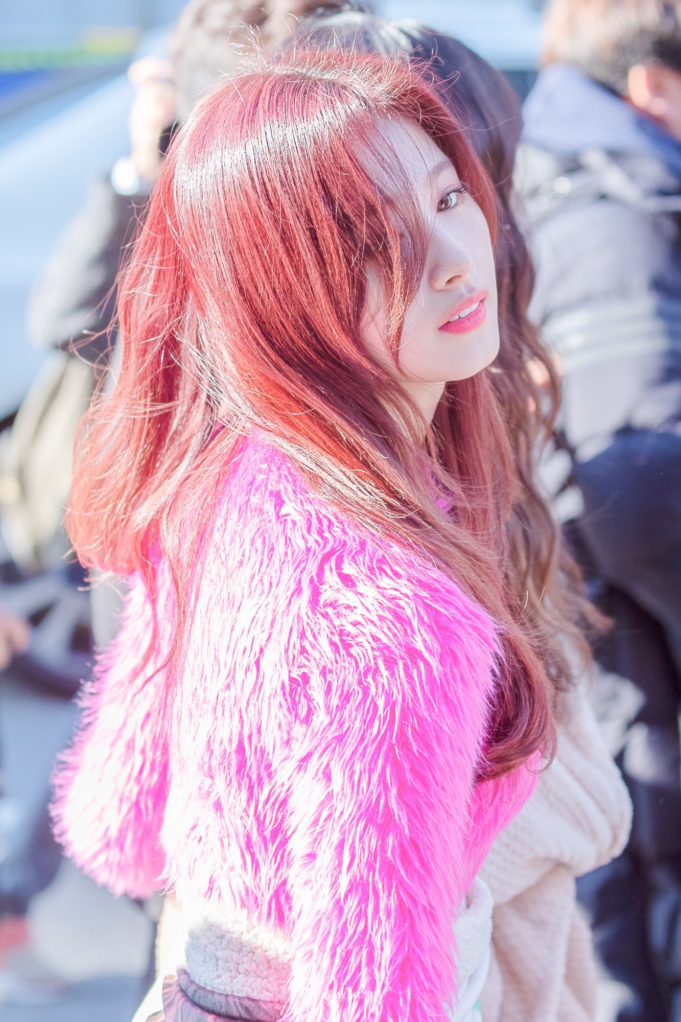 오늘이 생일인 트와이스 사나.jpgif | 인스티즈