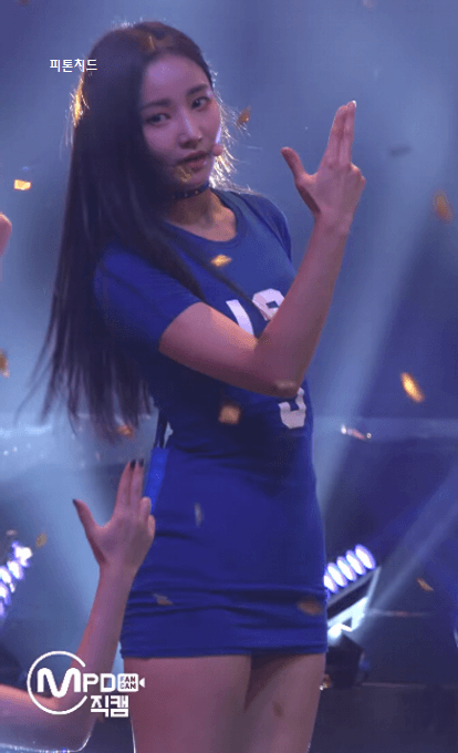 연우 레전드 의상.gif | 인스티즈