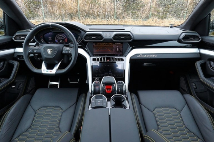 컬리넌 vs 우루스 vs 벤테이가 | 인스티즈