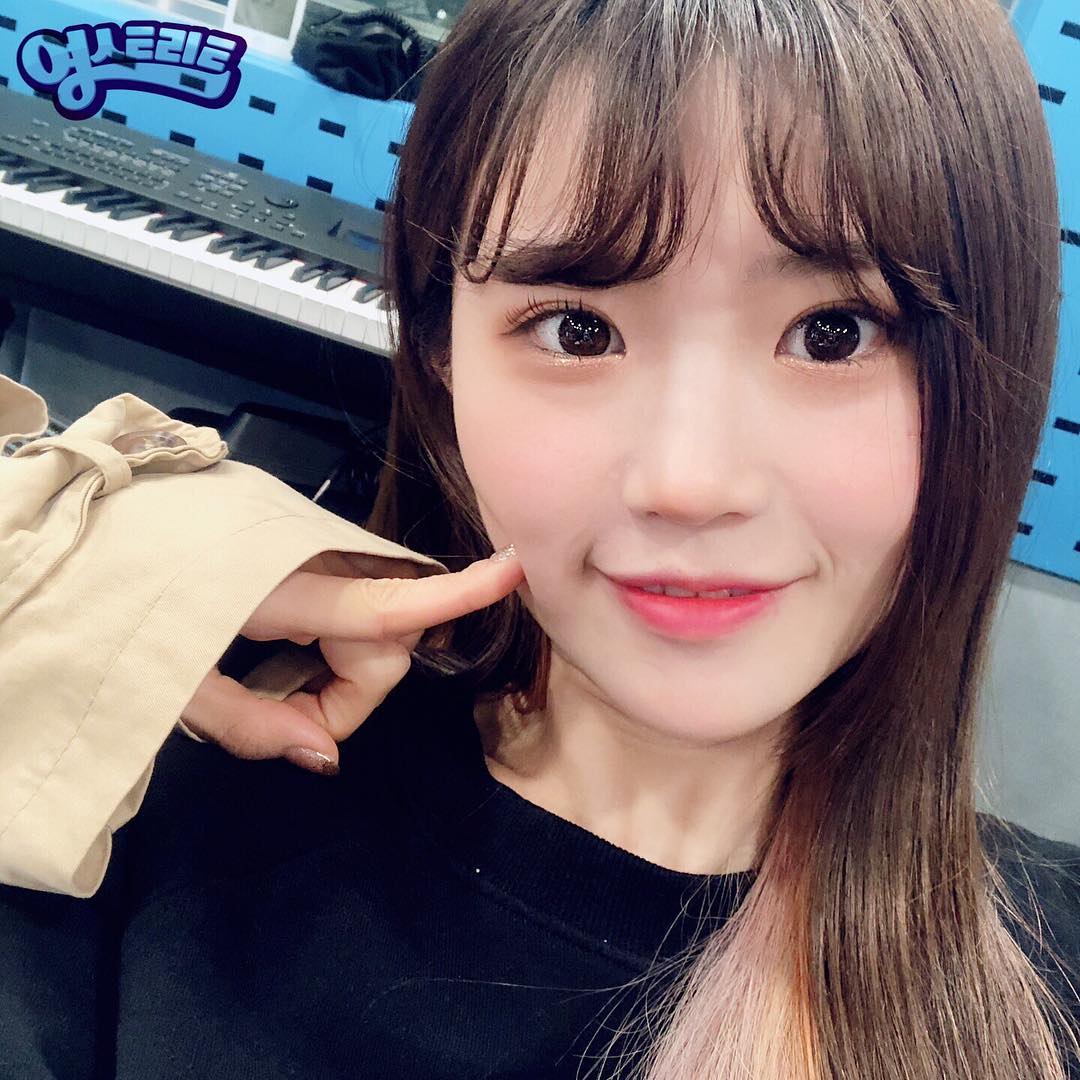 SBS 영스트리트에 출연한 프로미스나인 | 인스티즈