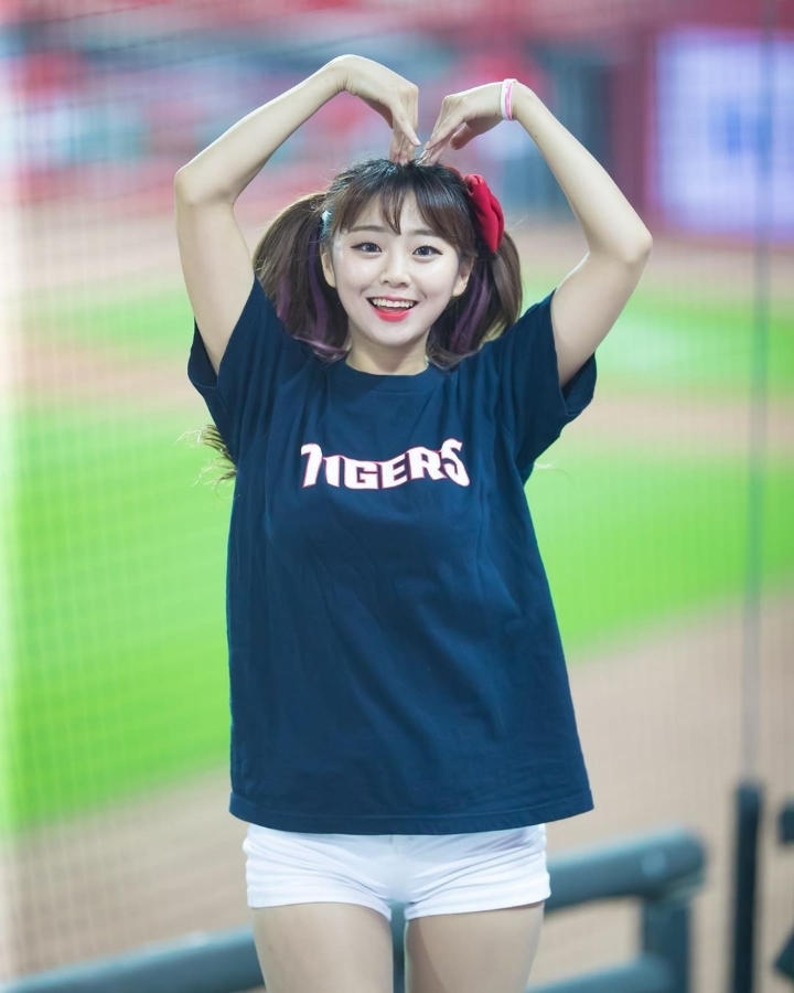 아무래도 지금쯤 올리면 좋을 것 같아서 치어리더 김지혜.jpg | 인스티즈
