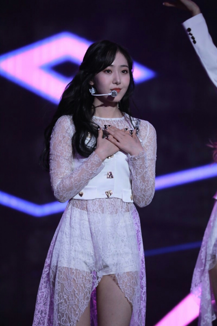 어제자 여자친구 mbc연기대상 시상&amp;축하공연.jpg | 인스티즈