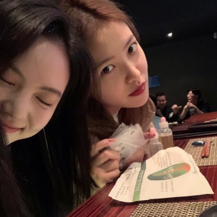 이열음과 레드벨벳 예리 서로 인스타에 동시에 올라온 사진들 | 인스티즈