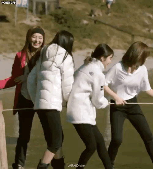 슬기한테 속는 아이린과 레드벨벳한테 속는 웬디.gif | 인스티즈