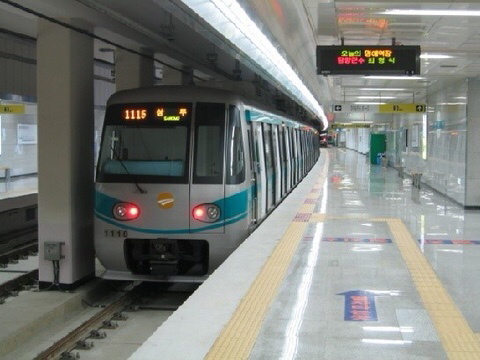 지하철 탈때 갈리는것 | 인스티즈