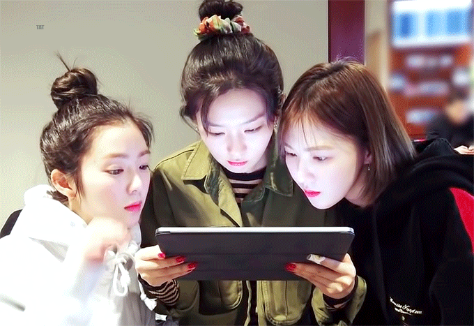 게임하다 깜놀하는 아이린.gif | 인스티즈