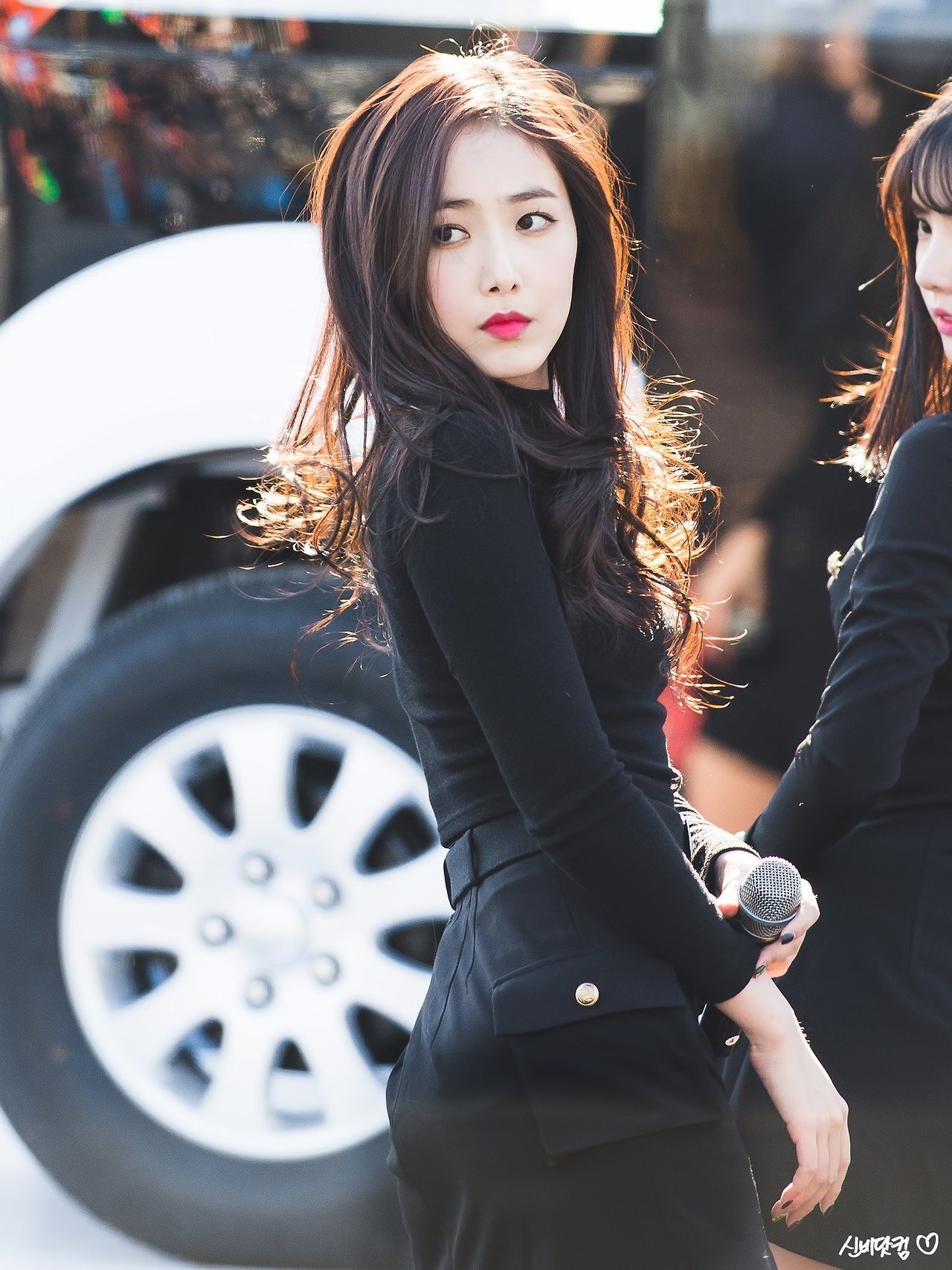 은근히 세계에서 제일 미인인 듯한 여자친구 신비.jpgif | 인스티즈