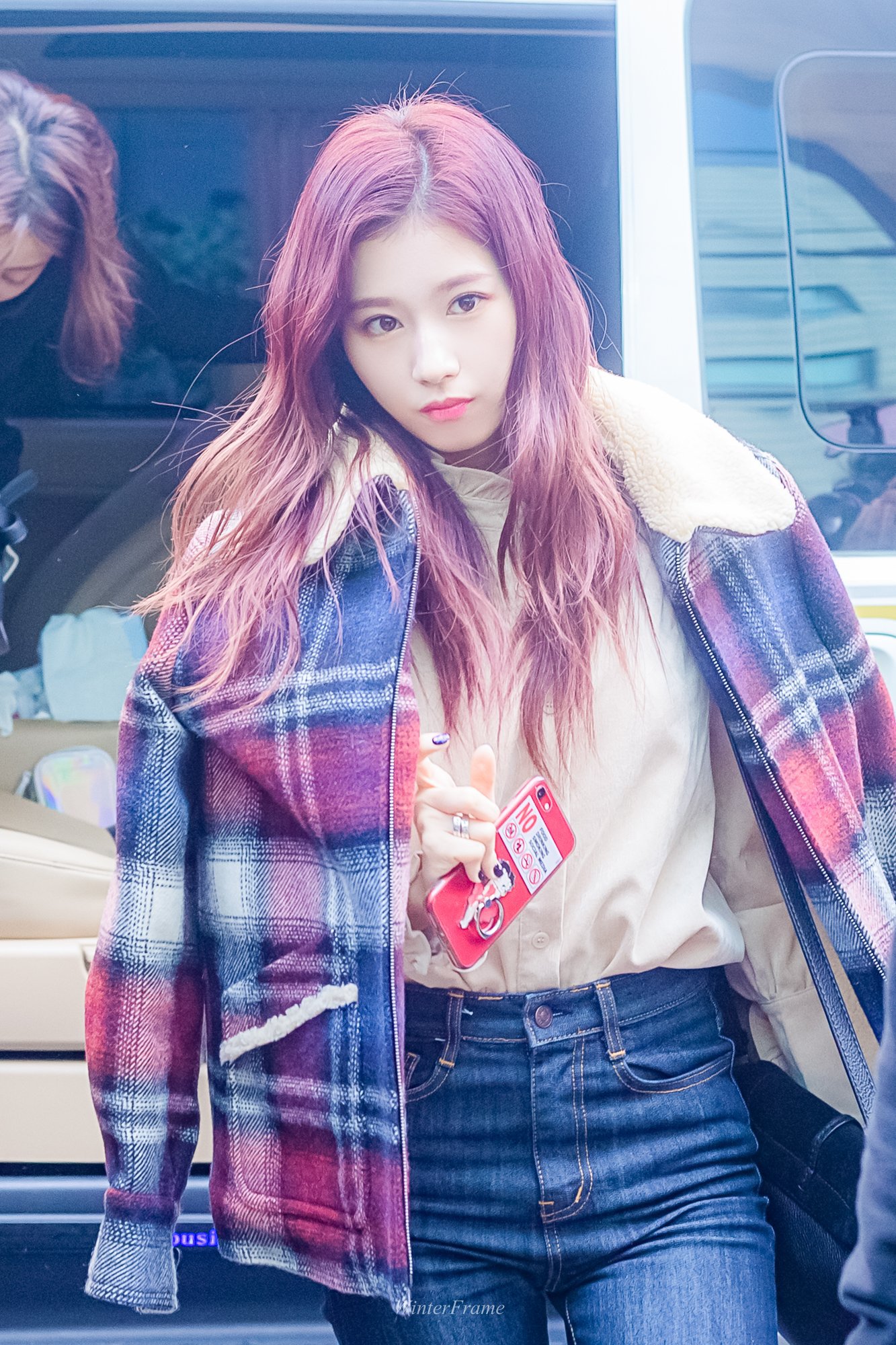 오늘 생일을 맞은 트와이스 사나.jpg | 인스티즈