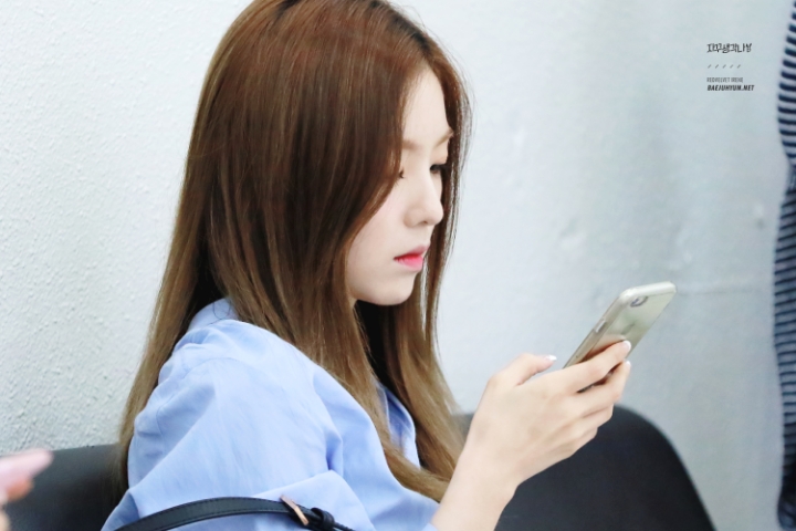 [레드벨벳] 아직도 신발이 고민되서 47일차 1일1아이린💗 | 인스티즈