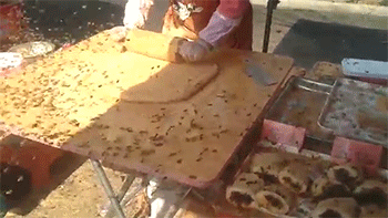 중국의 즉석 꿀떡.gif | 인스티즈