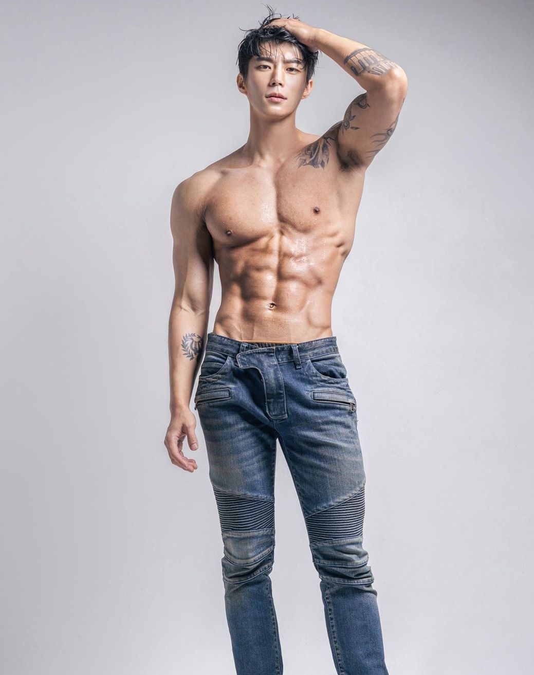 사람들이 잘 모르는 가수 마크툽 얼굴과 몸매 ㄷㄷ | 인스티즈