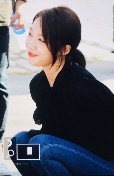 아가 보고 좋아하는 에이핑크 정은지.jpg | 인스티즈