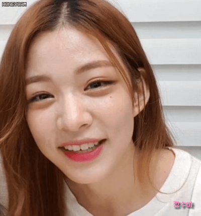 내일 수능보는 프로미스나인 이채영 | 인스티즈