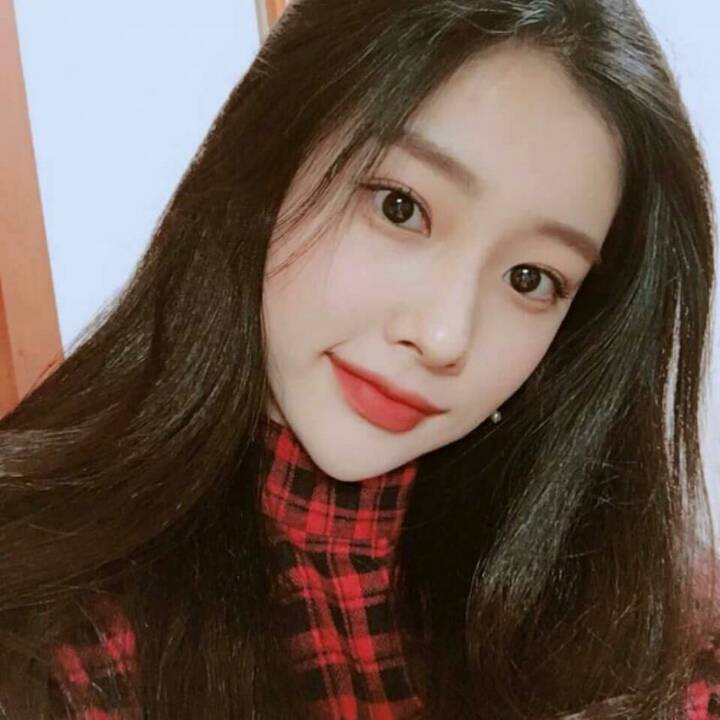데뷔전 강혜원.jpg | 인스티즈