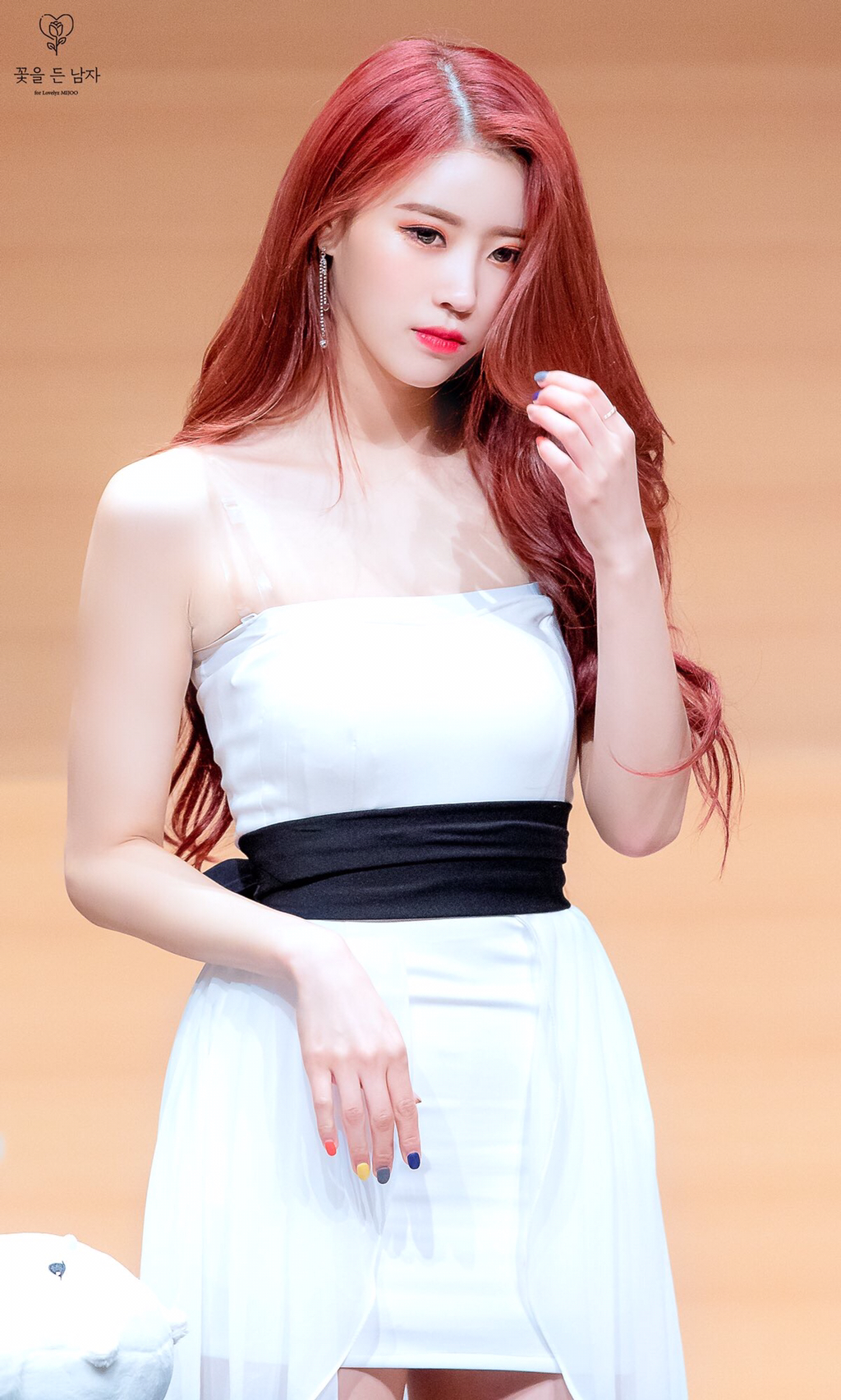 [러블리즈] 장어 먹고와서 미주 | 인스티즈