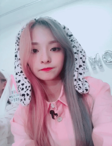 데뷔 300일기념 프로미스나인 이나경 | 인스티즈