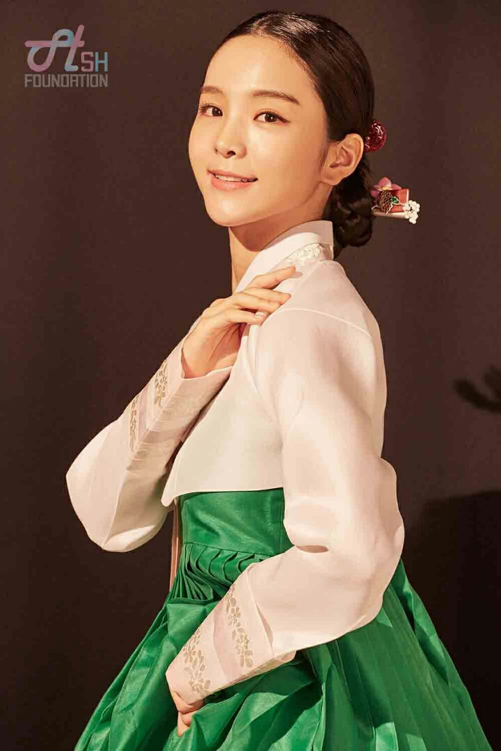 새삼 이쁘고 귀여운 송소희 | 인스티즈