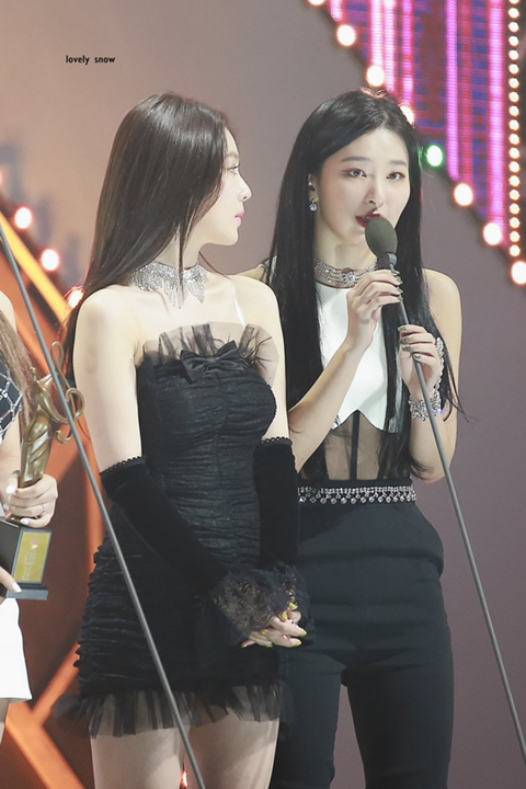 섹시함 절정찍은 아이린.gif | 인스티즈