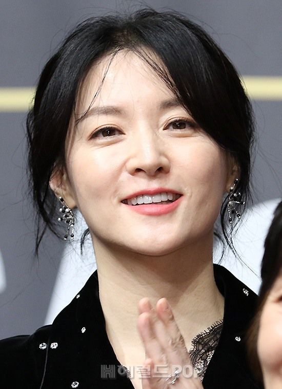 오늘자 이영애.jpg (아름다운예술인상 시상식 참석) | 인스티즈