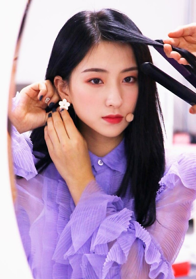 우주소녀 은서 금발 vs 흑발.jpgif | 인스티즈