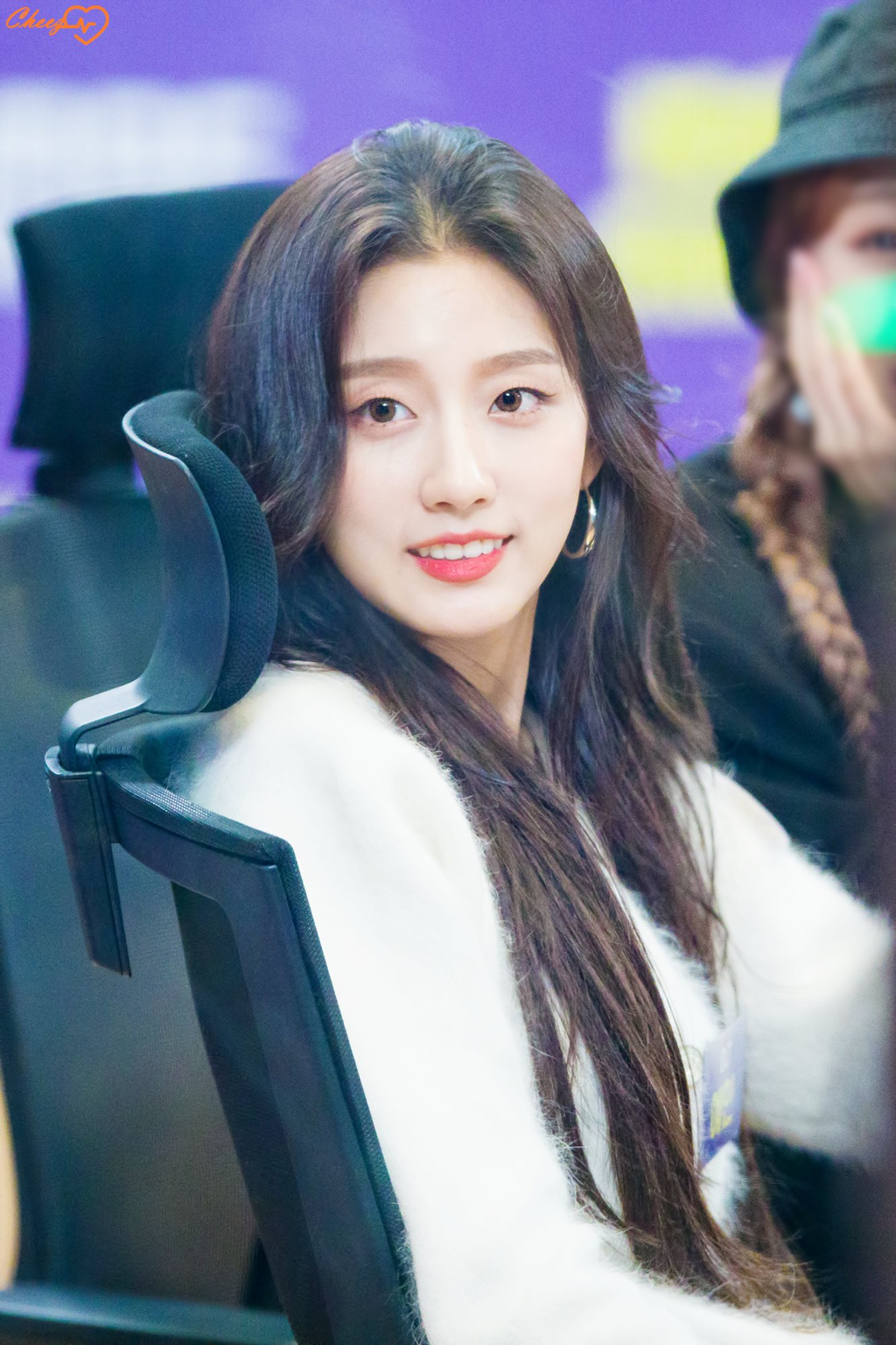 [러블리즈] 아이패드 살까 하는 생각이 들어서 예인이 | 인스티즈