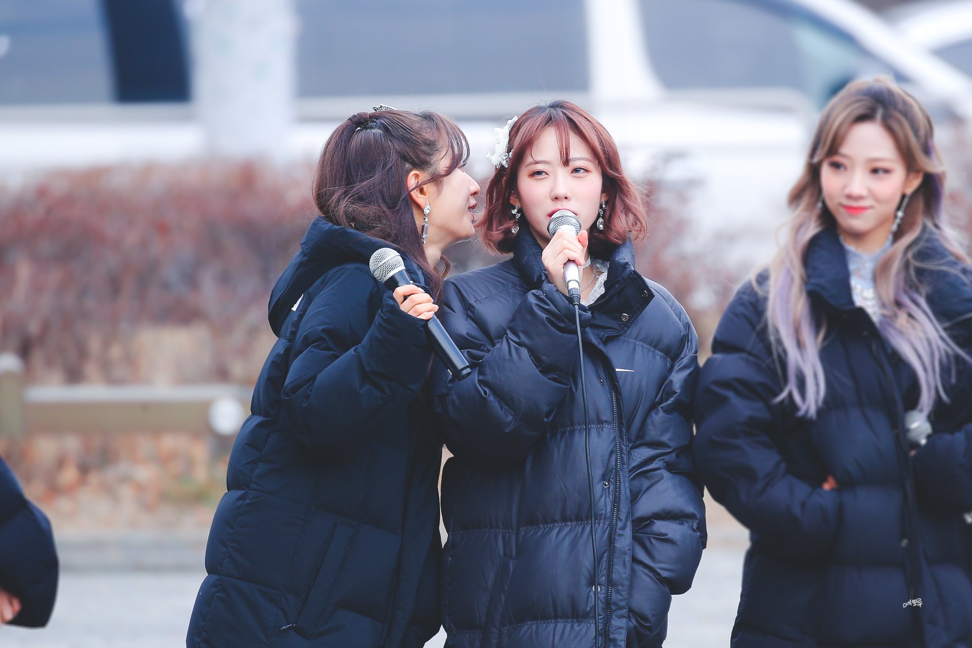 반묶음머리가 찰떡같이 어울리는 우주소녀 보나.jpg | 인스티즈