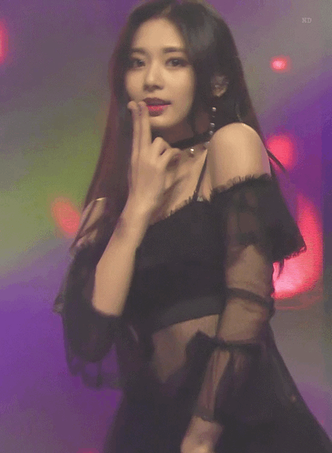 레전드 찍은 가요대축제 트와이스 쯔위 HUSH 짤 ㄷㄷㄷ | 인스티즈