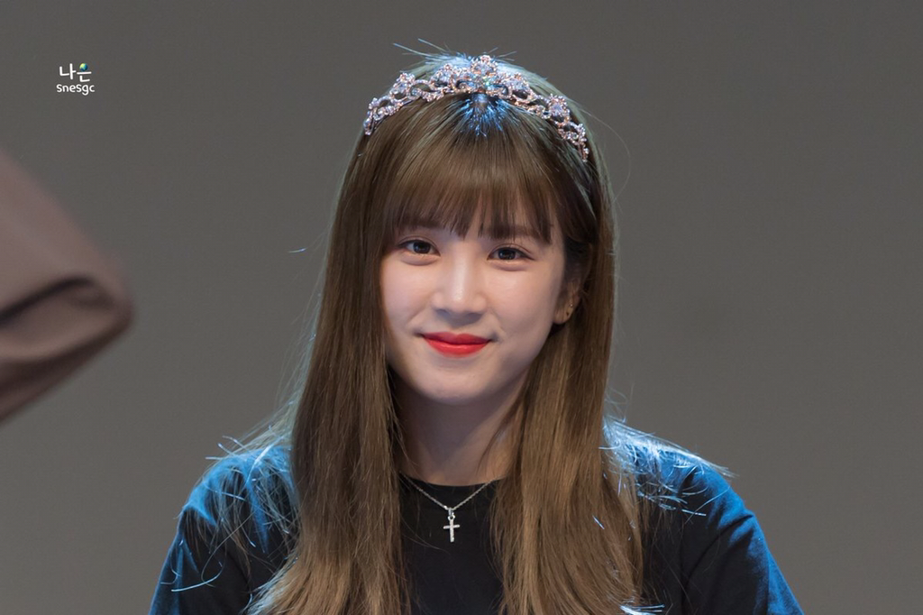 [에이핑크] 아침 사이에 비가 내려서 박초롱 | 인스티즈