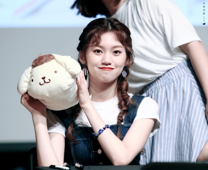 양갈래 머리한 아이오아이 멤버 모음 .jpg | 인스티즈