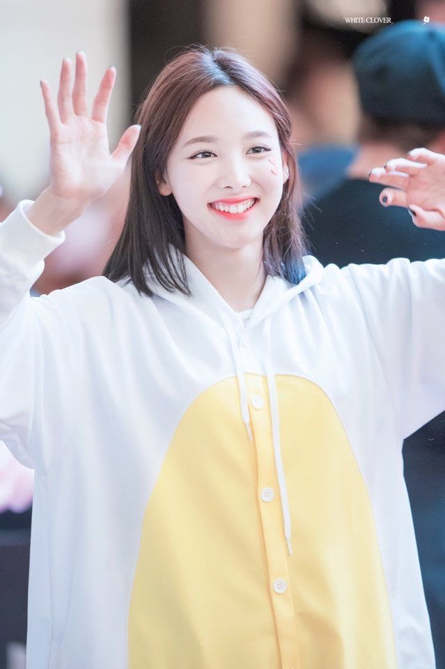 토끼 그 자체인 확신의 토끼상 트와이스 나연 | 인스티즈