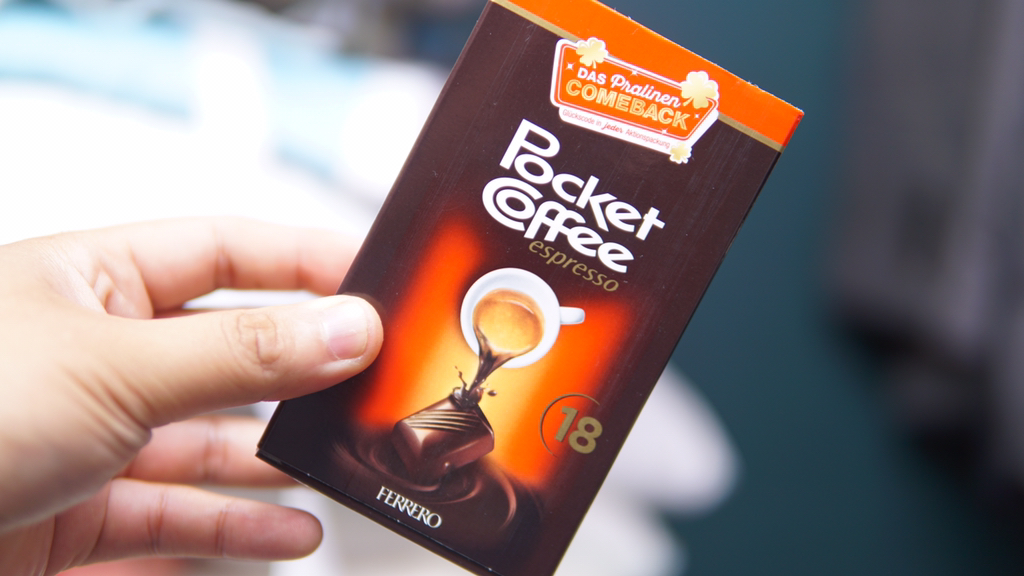 [러블리즈] 독일사는 친구에게 선물을 받아서 수정이 | 인스티즈