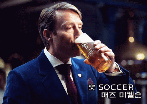 야! 니꺼나 먼저 먹으라고.gif | 인스티즈