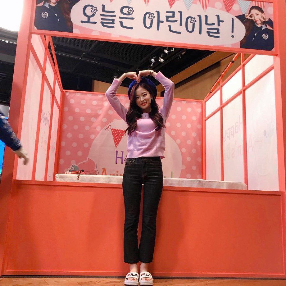 오늘자 오마이걸 인스타그램.jpg | 인스티즈