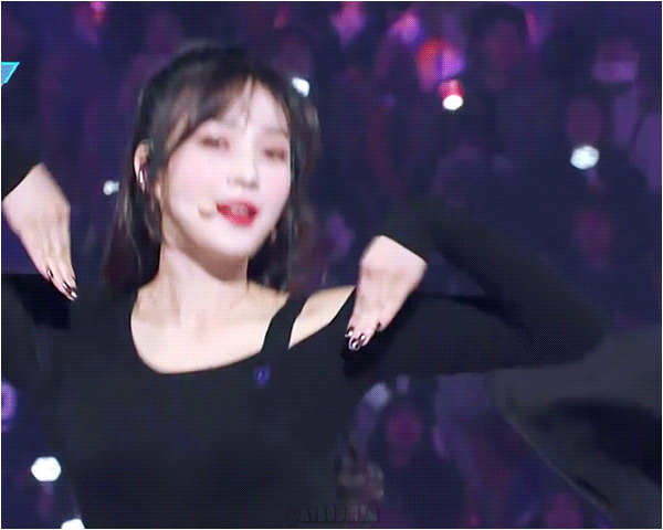 웃는얼굴이 예쁜 레드벨벳 조이.gif | 인스티즈