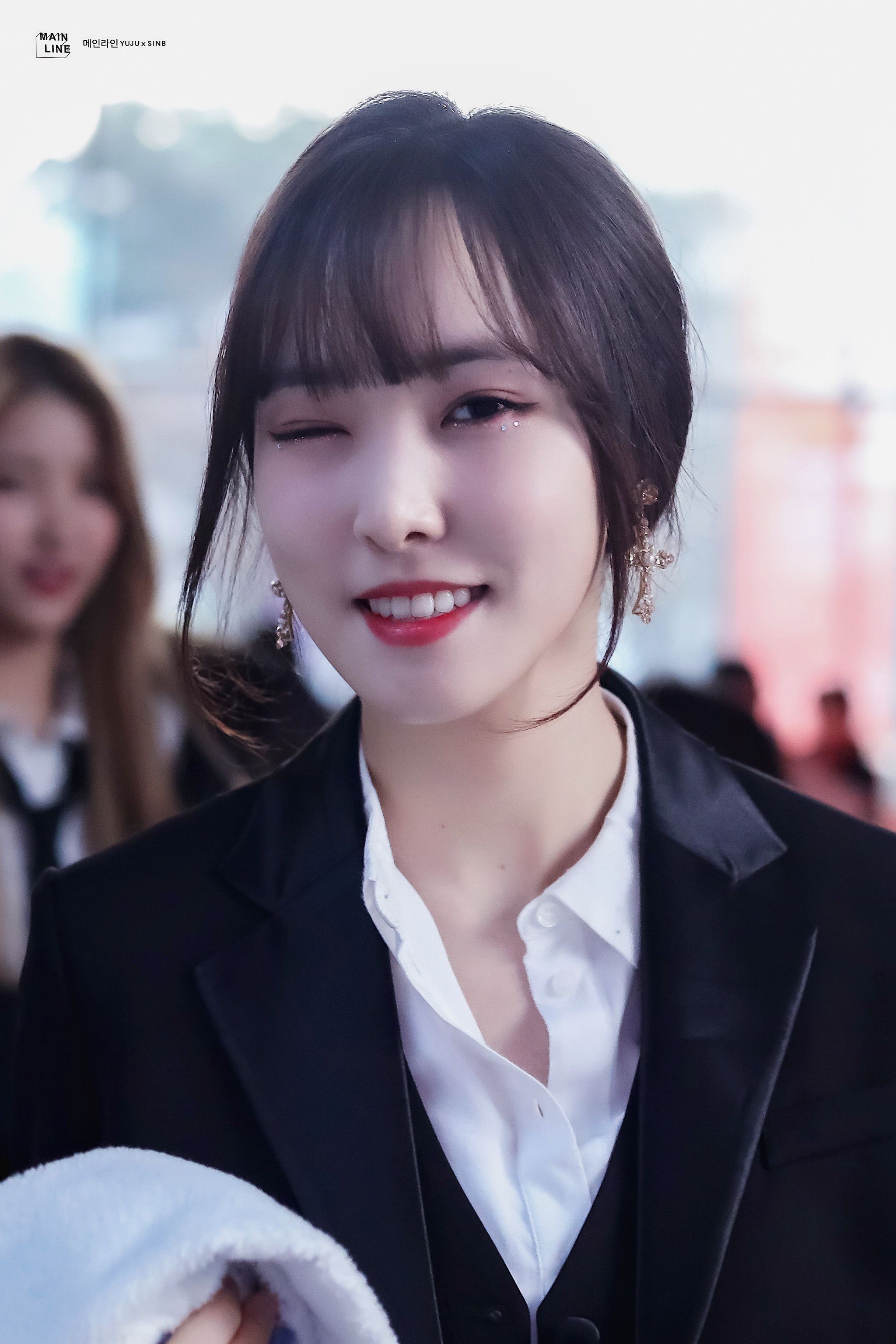 은근히 미모가 제법인 듯한 여자친구 유주.jpgif | 인스티즈