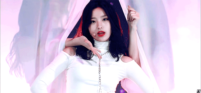 자기전 프로미스나인 캡틴 이새롬 | 인스티즈