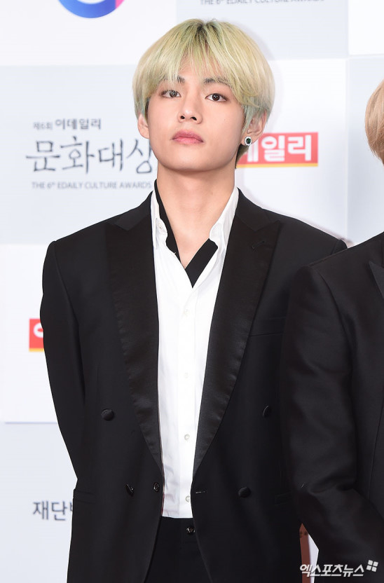 방탄소년단 뷔 무보정 기사사진 클라스 ㄷㄷㄷㄷ | 인스티즈