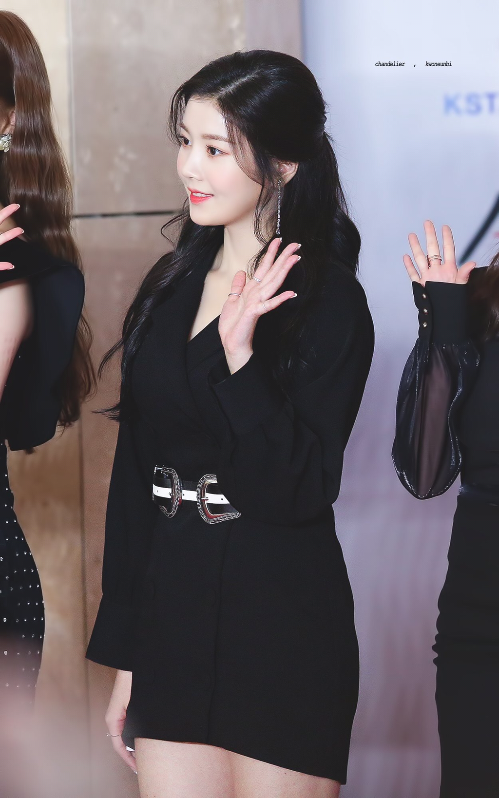 [아이즈원] 비가 많이 내려오고 있어서 권은비 | 인스티즈