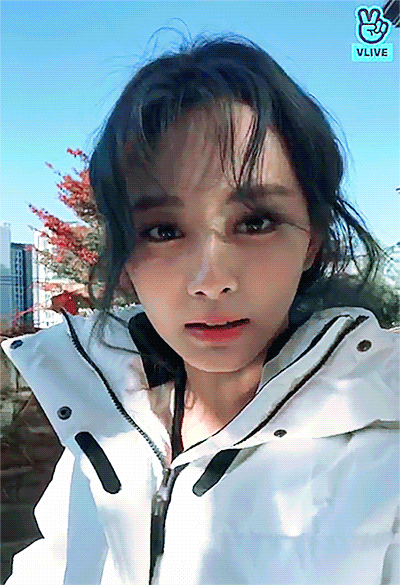 오늘자 트와이스 쯔위 미모 근황 | 인스티즈