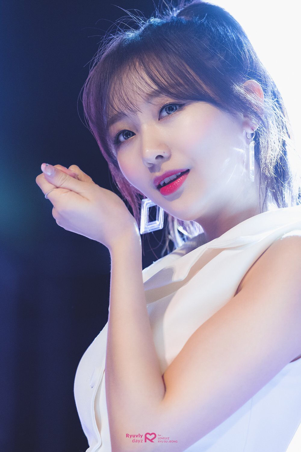 [러블리즈] 삼겹살 먹으러 가자는 제의가 와서 수정이 | 인스티즈