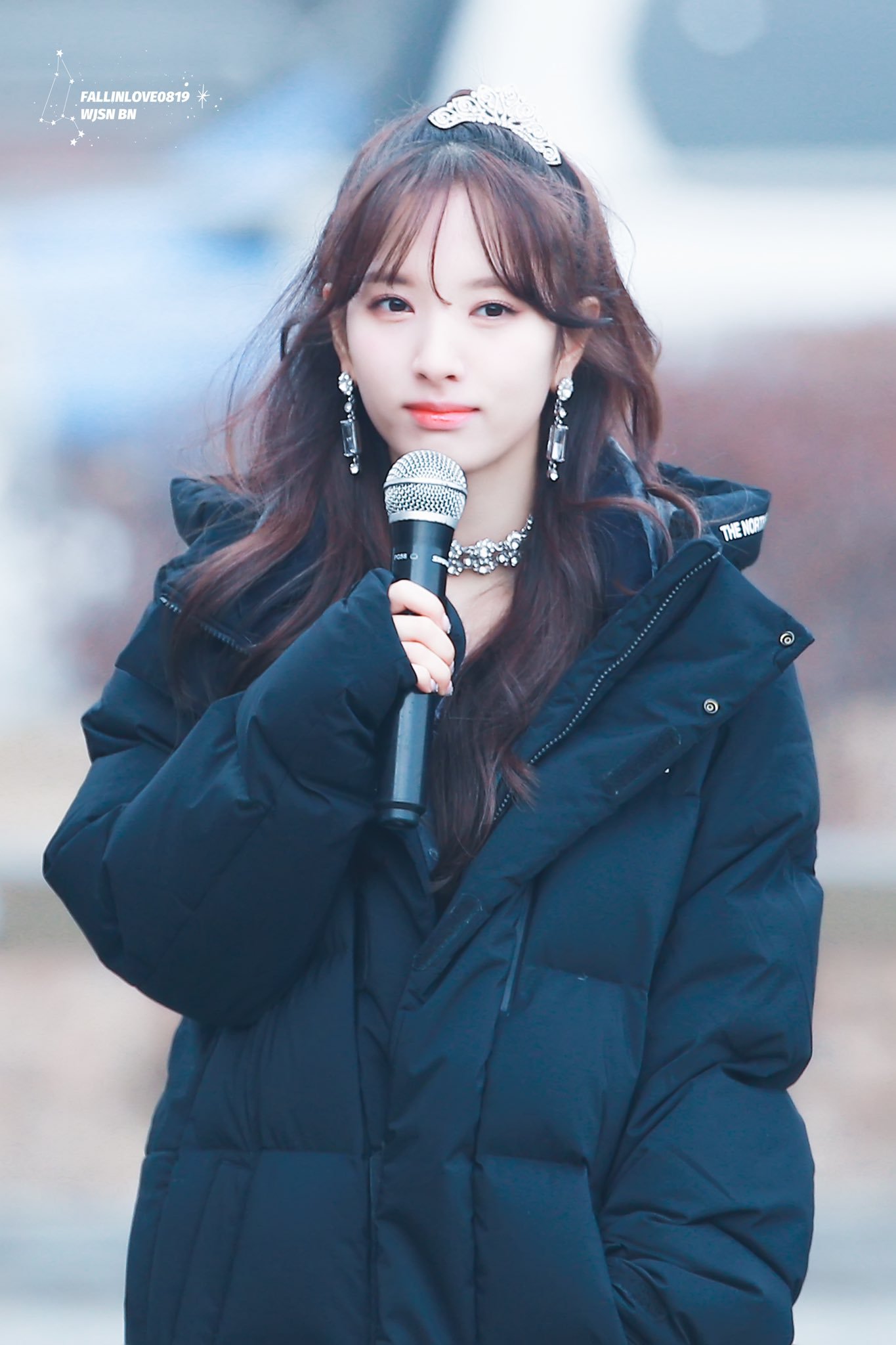 반묶음머리가 찰떡같이 어울리는 우주소녀 보나.jpg | 인스티즈