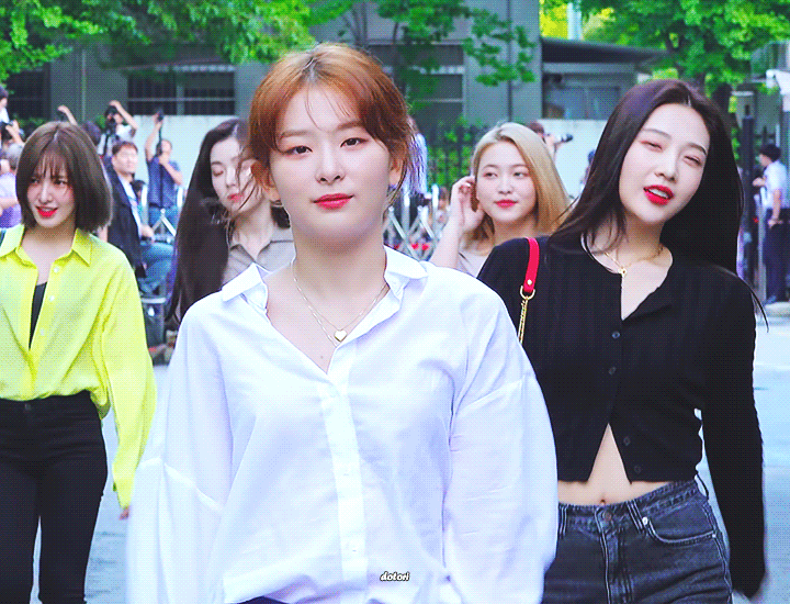 레드벨벳 아이린 슬기의 출근길 온도차.jpgif | 인스티즈