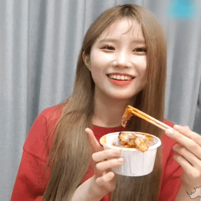 오늘자 프로미스나인 V앱 삐융즈.GIF | 인스티즈