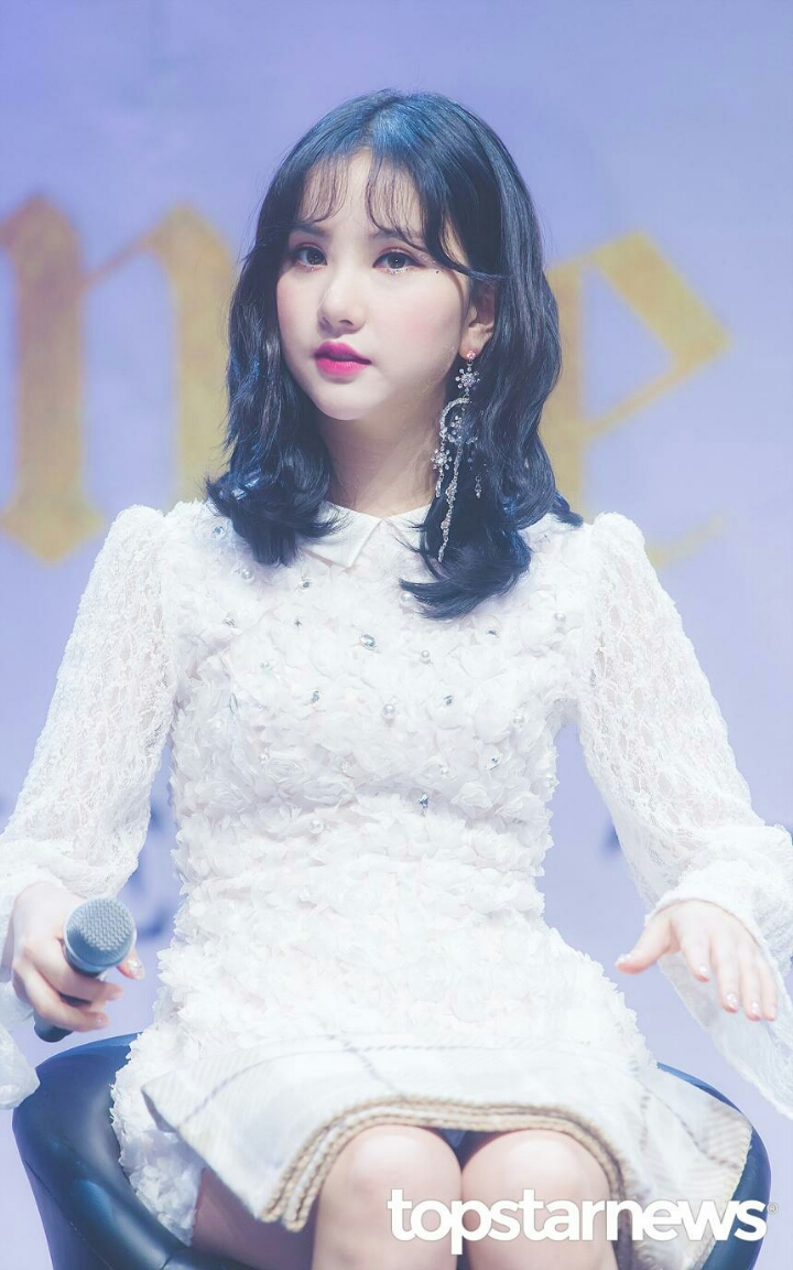 190114 여자친구 쇼케이스 현장.jpg | 인스티즈