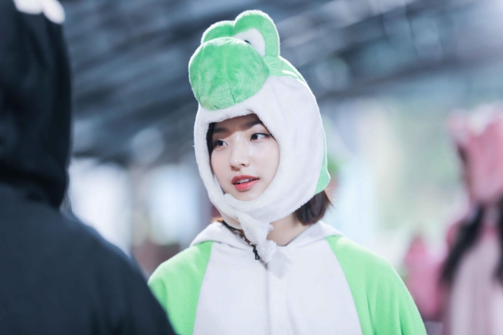 점점 멋있어지는(?) 프로미스나인 이새롬.jpgif | 인스티즈