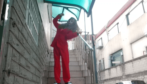 실제 조커 계단씬을 떠오르게하는 코스프레 ㄷㄷ | 인스티즈