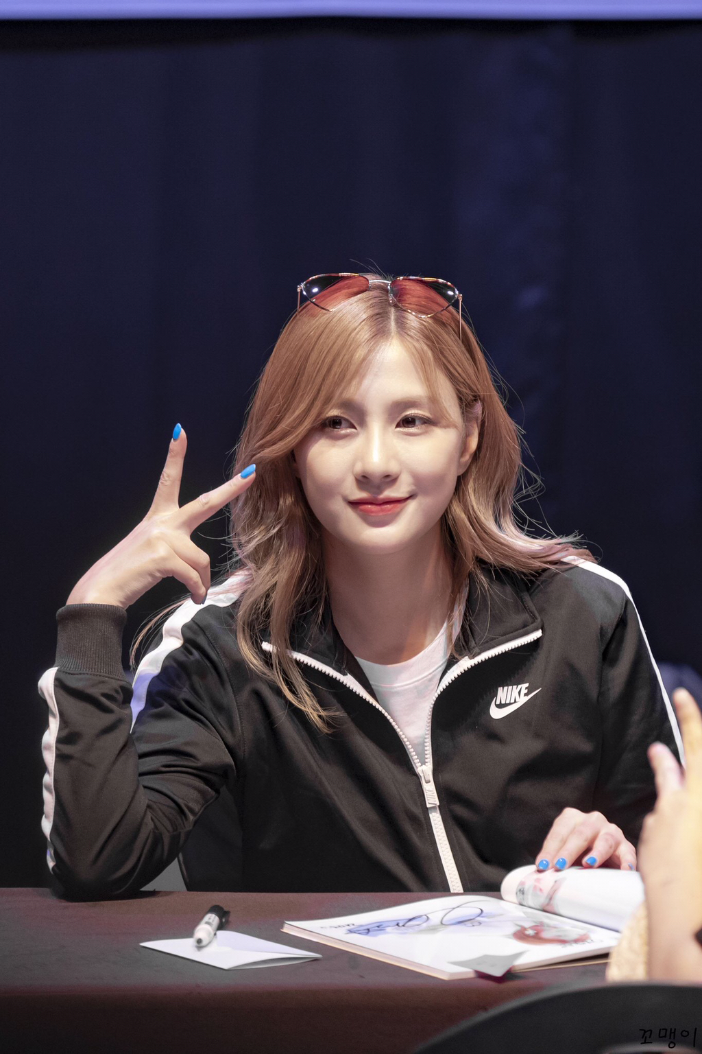 [에이핑크] 오늘은 기타 줄 교체 할 예정이라서 하영이 | 인스티즈