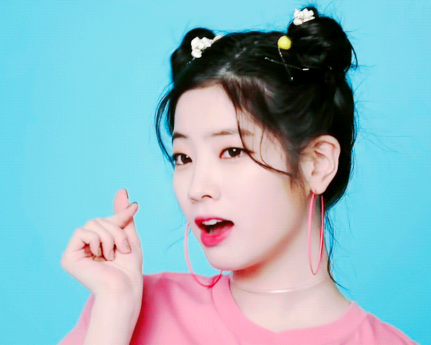 아이유가 시상식에서 보고 예쁘다고 생각한 후배 | 인스티즈