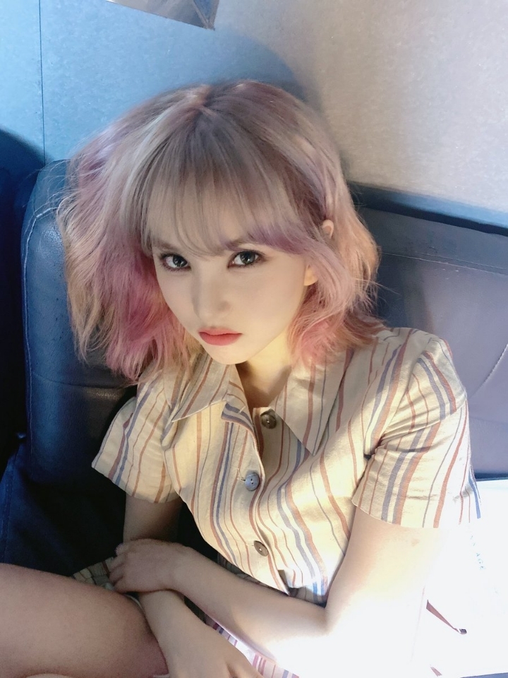 팅글인터뷰 출연한 여자친구 옌.읂🧡 | 인스티즈